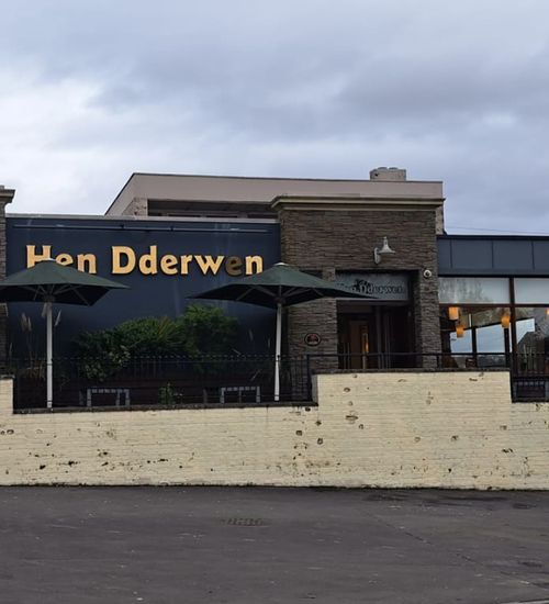 Hen Dderwen