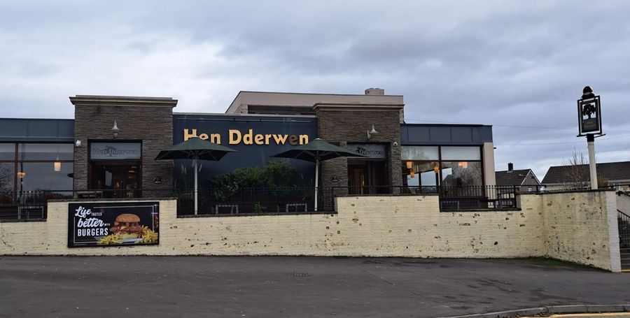 Hen Dderwen
