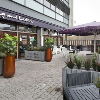 Slug & Lettuce