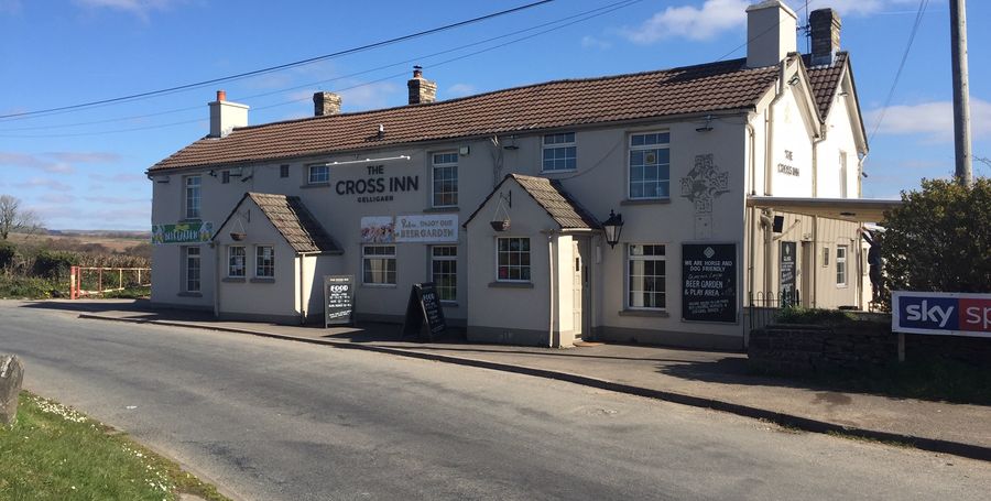 Cross Inn