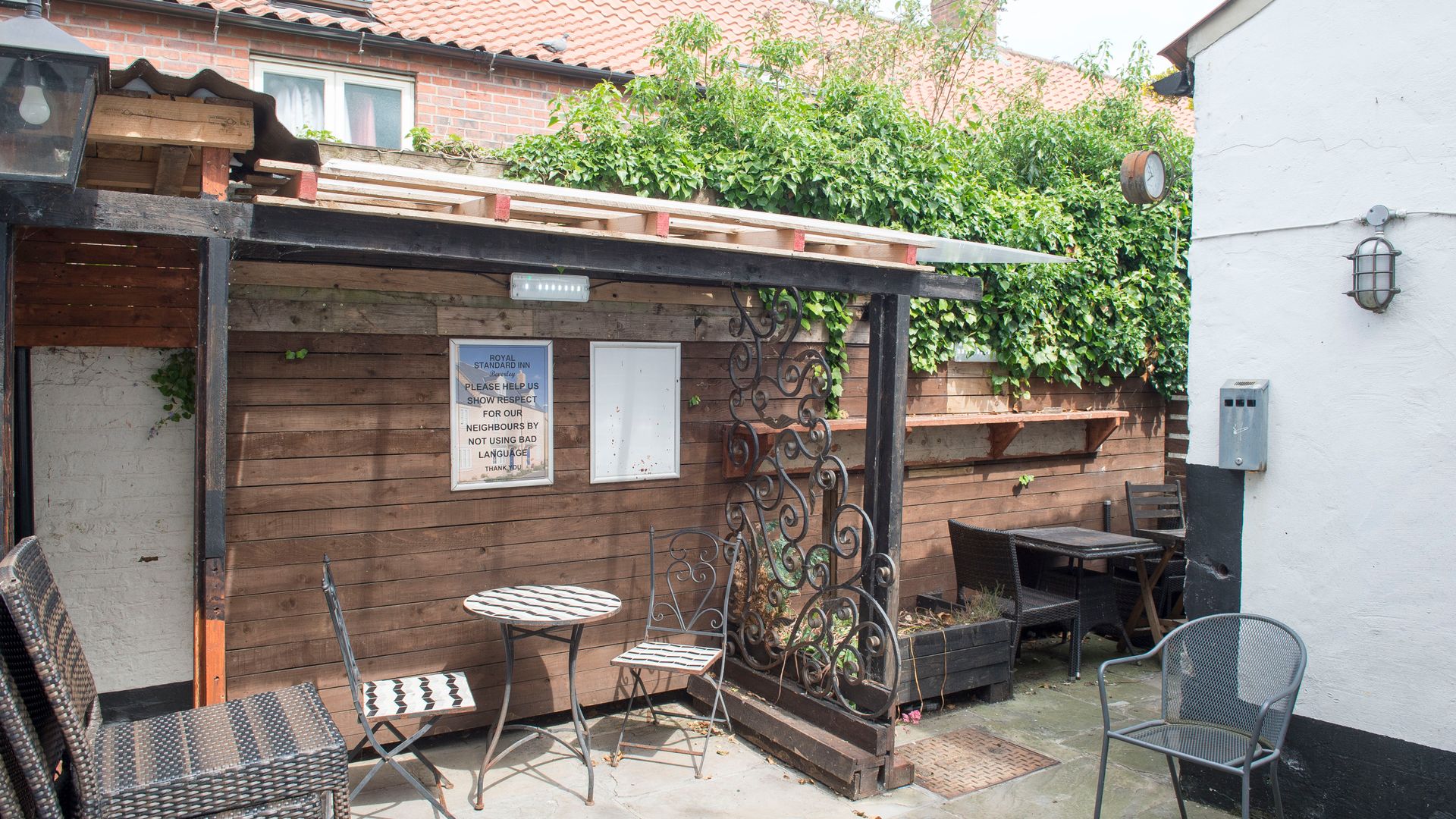 Royal Standard Hotel