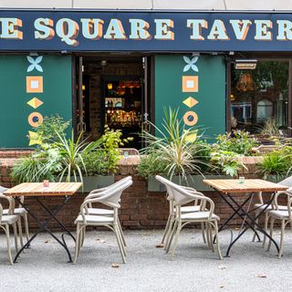 Square Tavern