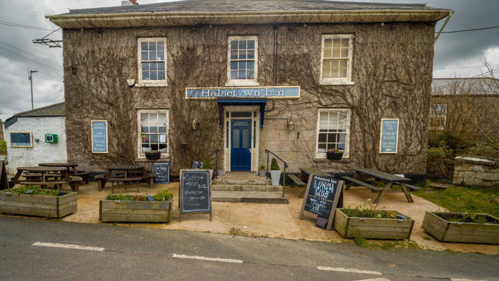 Halsetown Inn