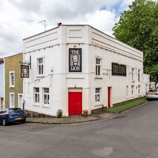 Lion Tavern