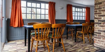 Fox & Hounds