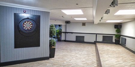 Three Horseshoes