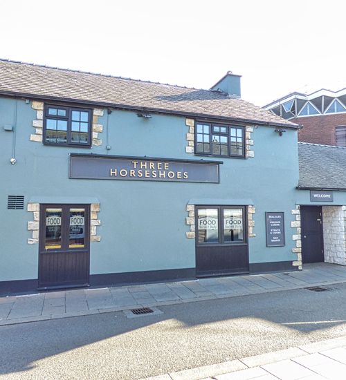 Three Horseshoes
