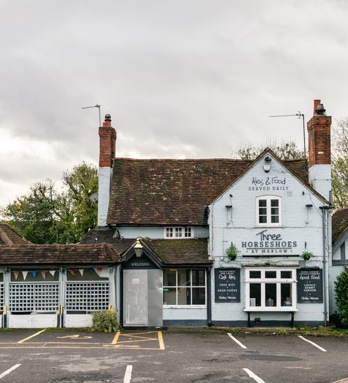 Three Horseshoes