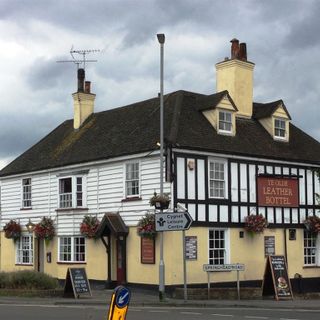 Ye Olde Leather Bottle