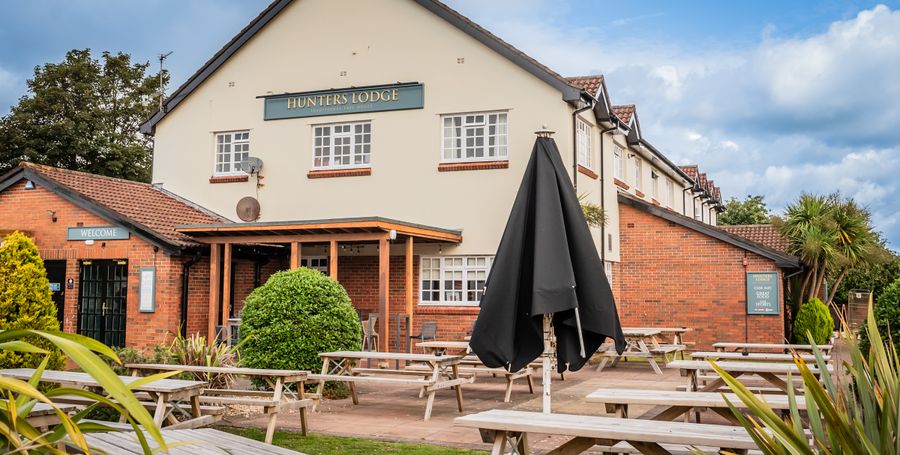 Hunters Lodge
