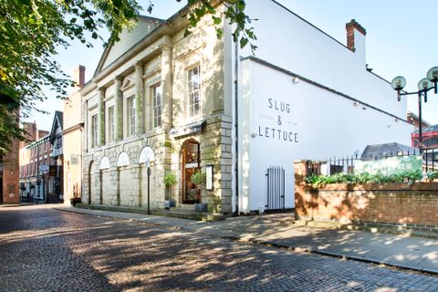 Slug & Lettuce