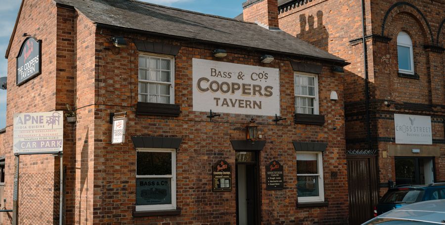 Coopers Tavern