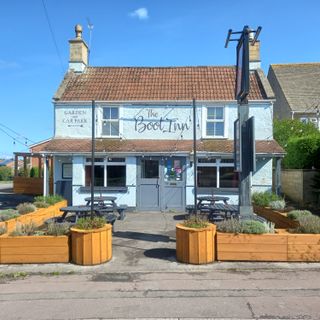 Boot Inn