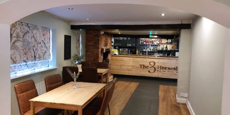 Three Horseshoes
