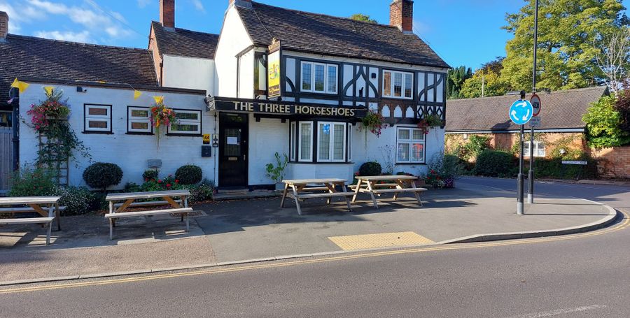 Three Horseshoes