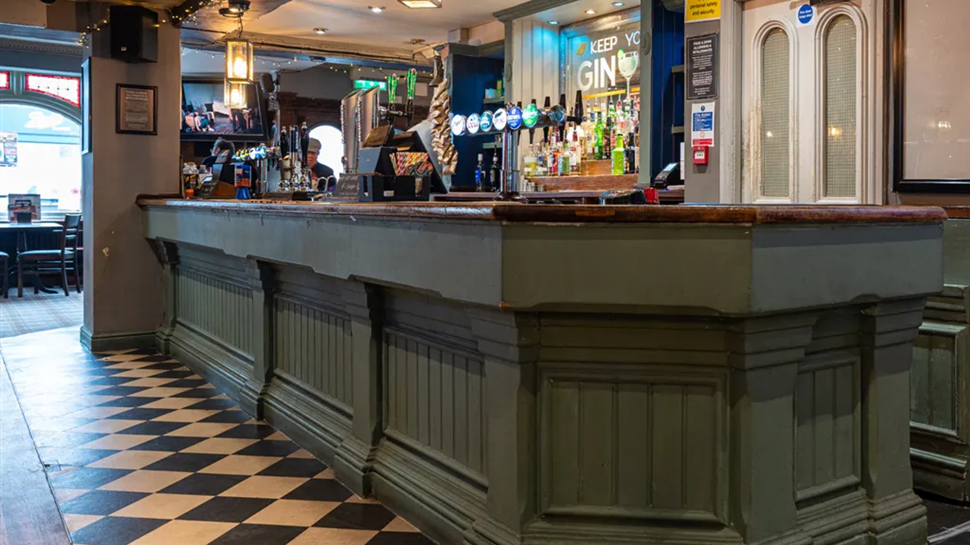 Cross Keys