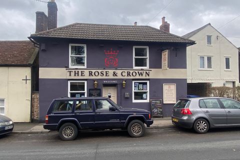 Rose & Crown