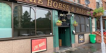 Horse & Barge