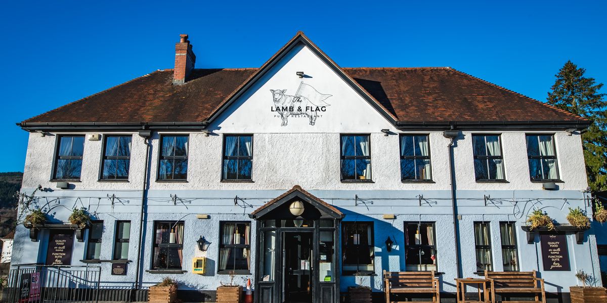 Lamb & Flag Hotel