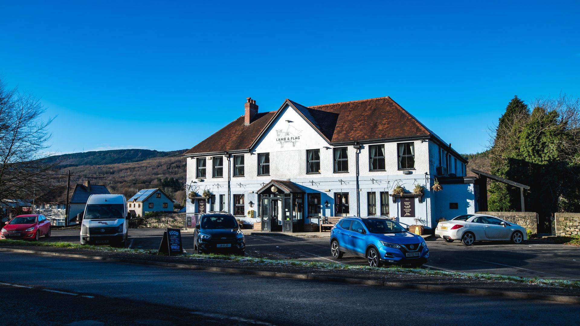 Lamb & Flag Hotel