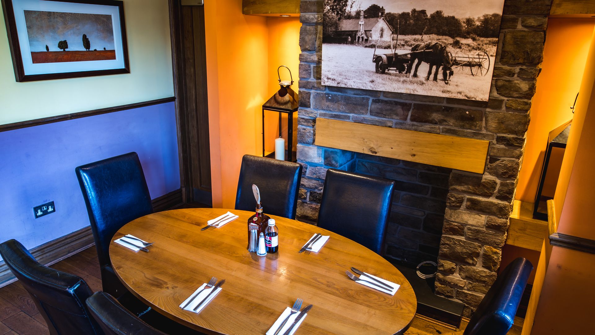 Lamb & Flag Hotel