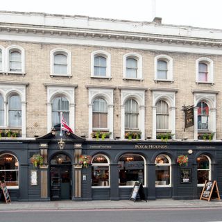 Fox & Hounds