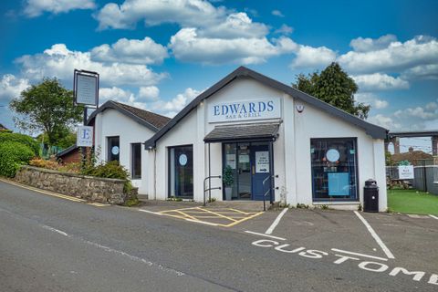 Edwards Bar & Grill