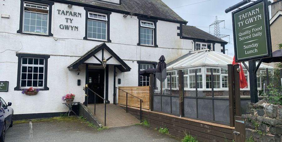 Tafarn Ty Gwyn