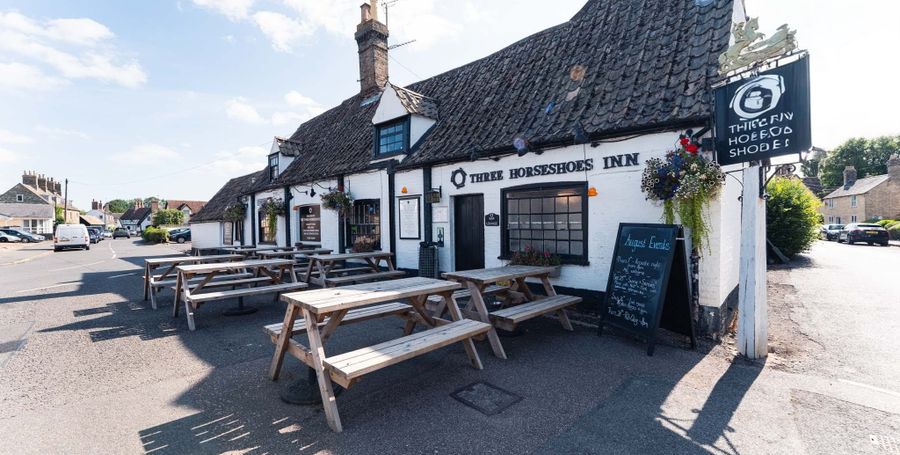 Three Horseshoes