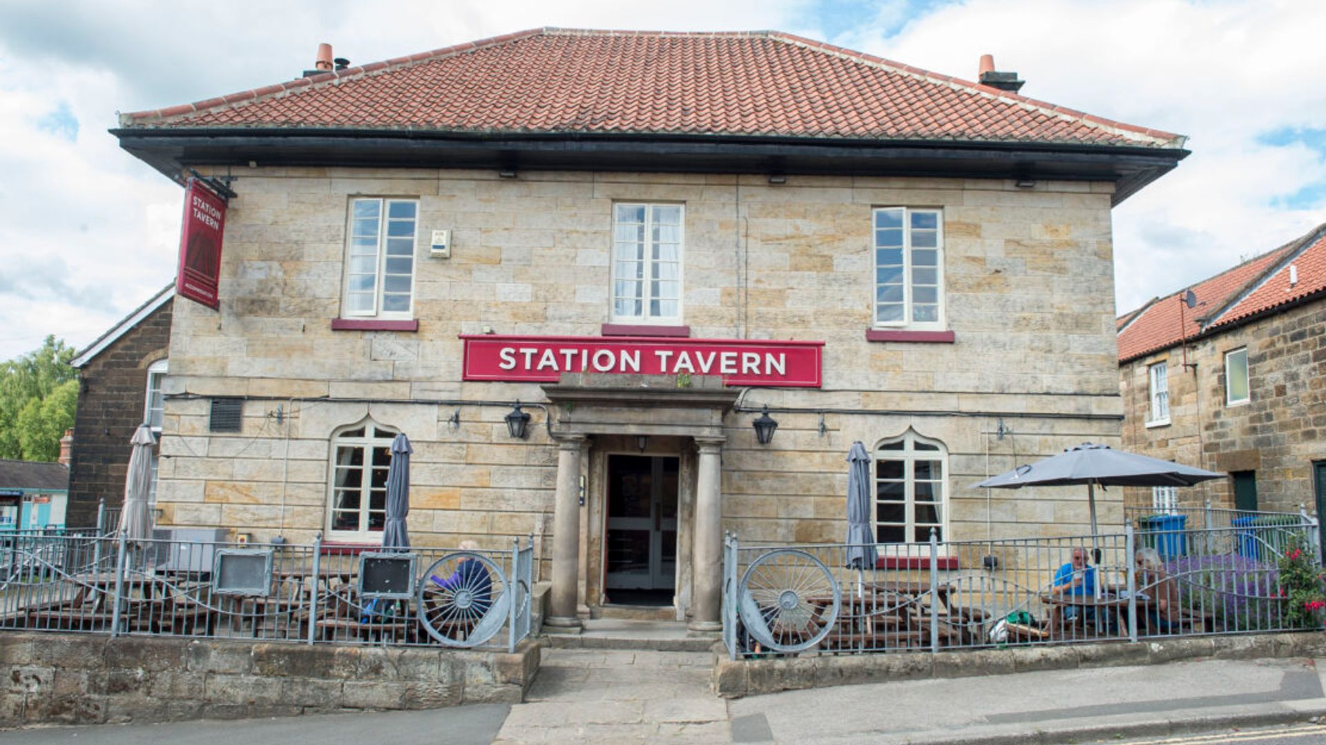 Station Tavern