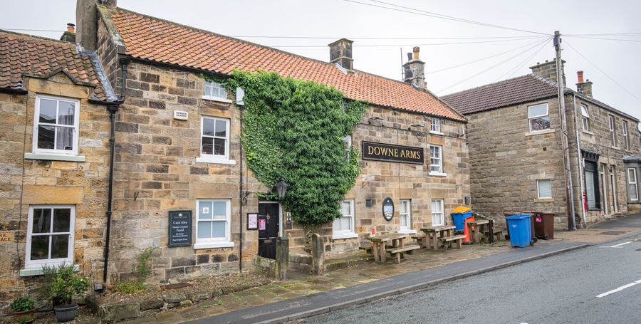 Downe Arms