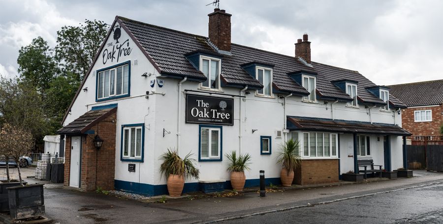 Oak Tree Inn