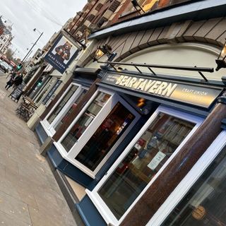 Bear Tavern