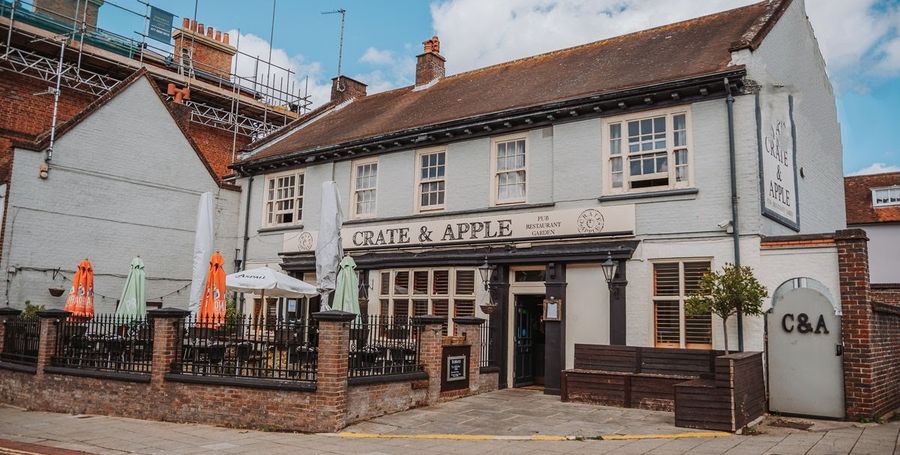 Crate & Apple