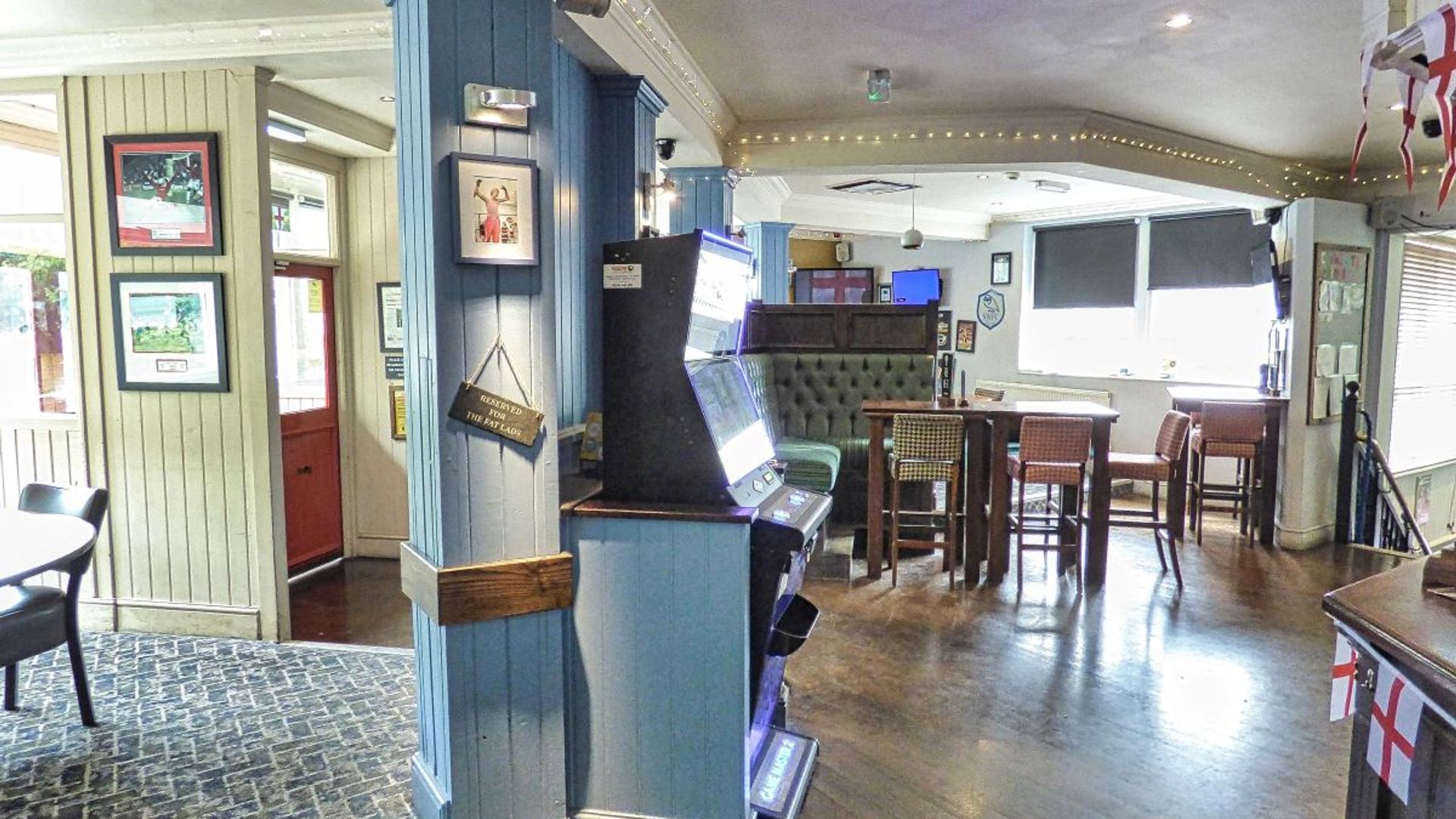 Loxley Sports Bar & Grill