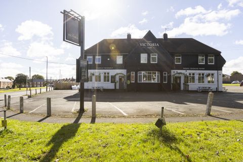 Victoria Hotel