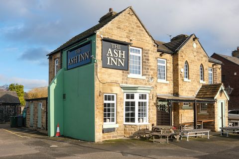 Ash Inn