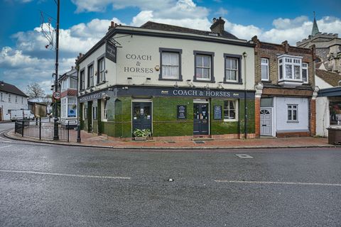 Coach & Horses