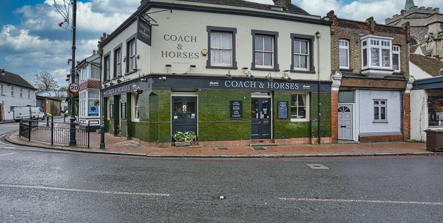Coach & Horses