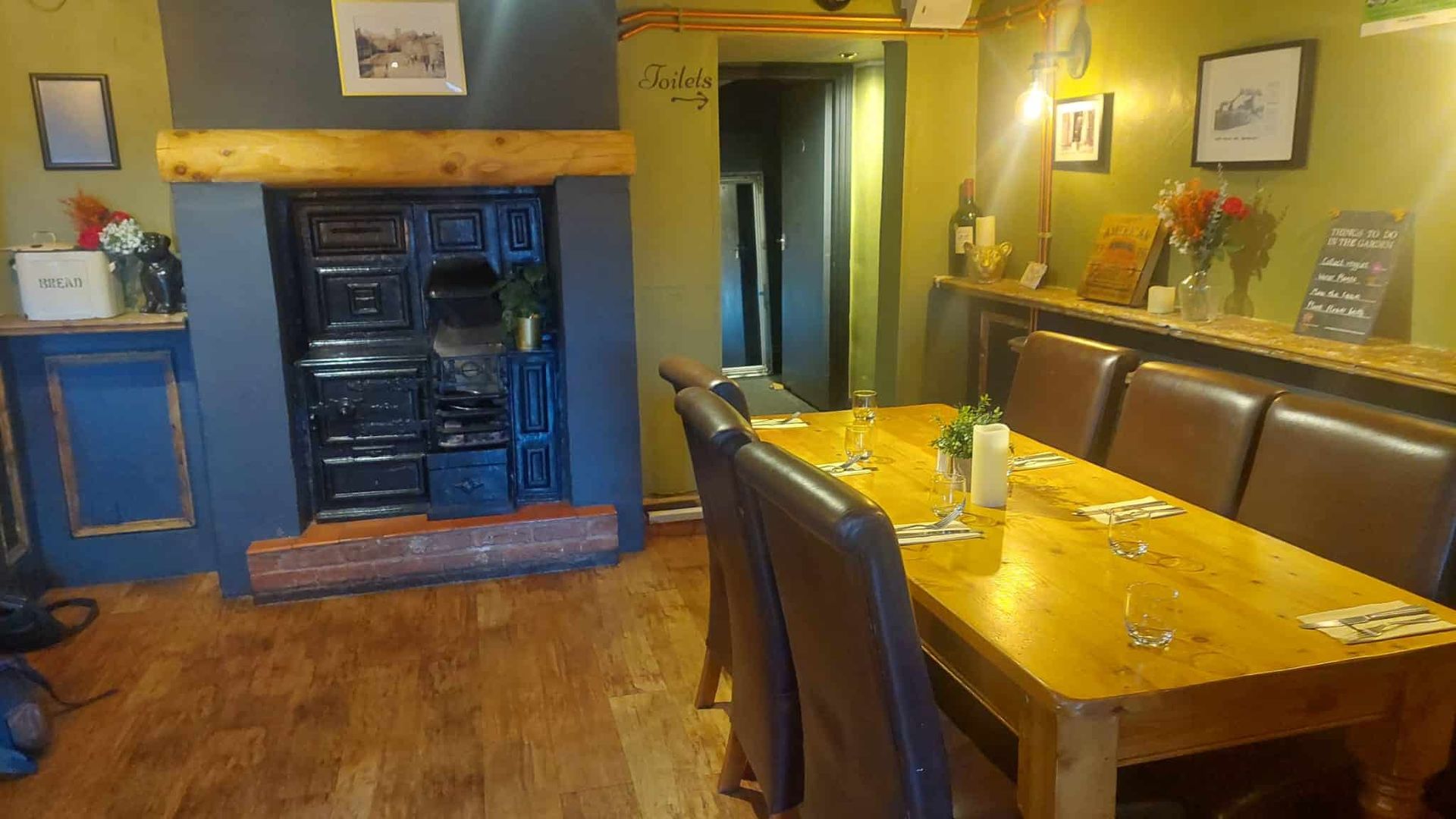 Hop Pole