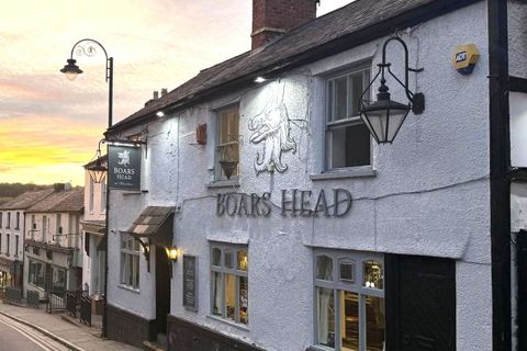 Boars Head