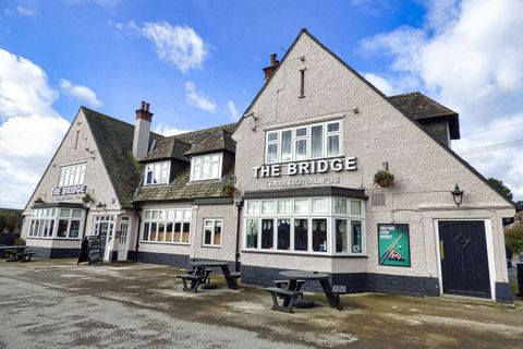 Bridge Inn