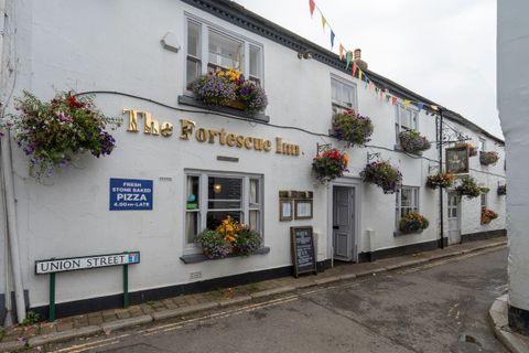 Fortescue Hotel