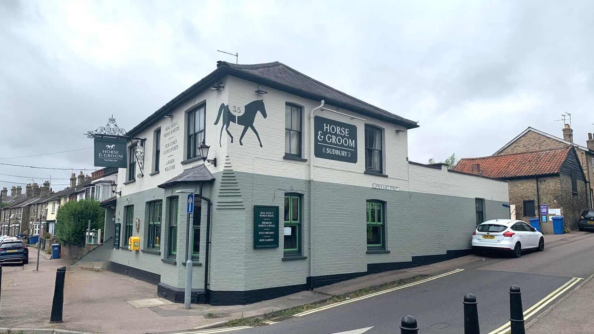 Horse and Groom
