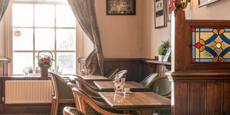 Crown & Sceptre Inn