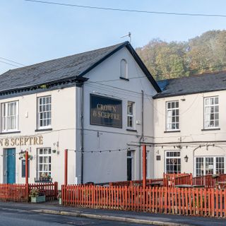 Crown & Sceptre Inn