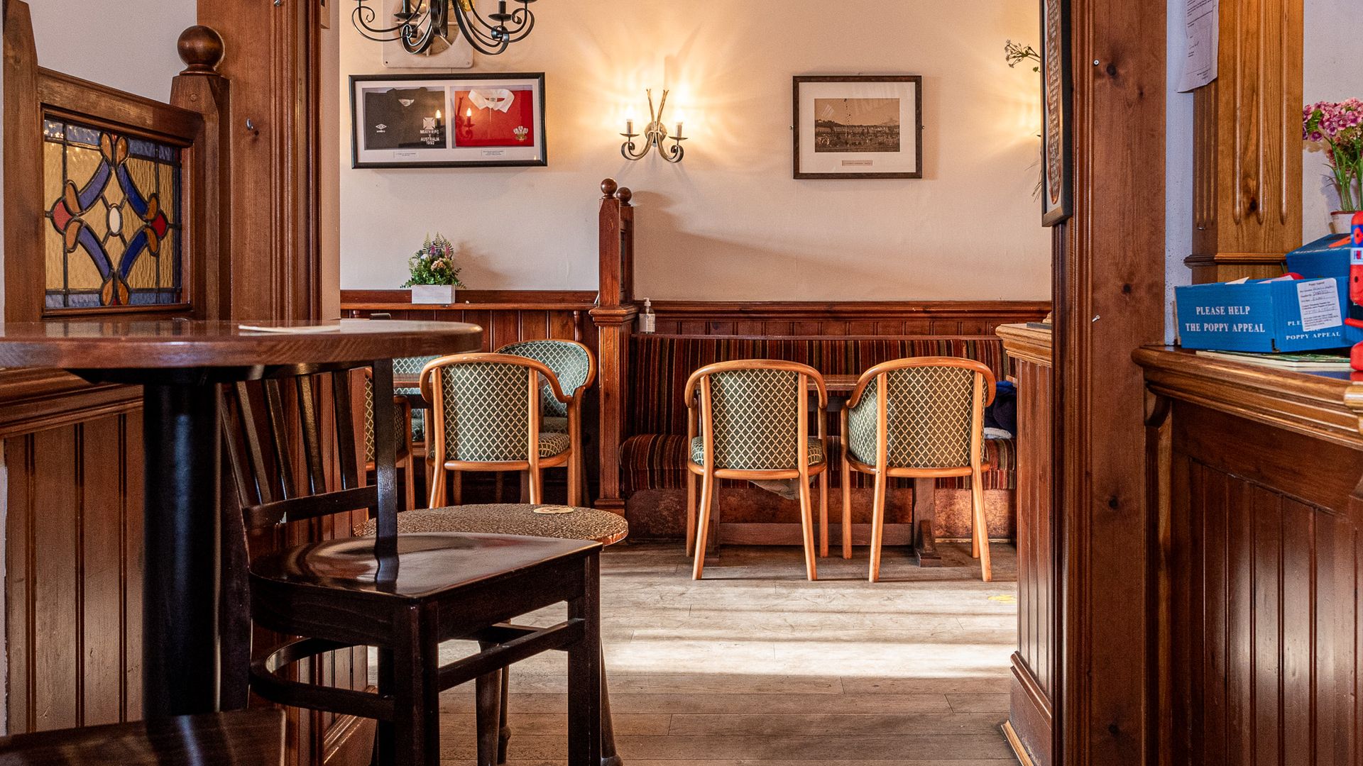 Crown & Sceptre Inn
