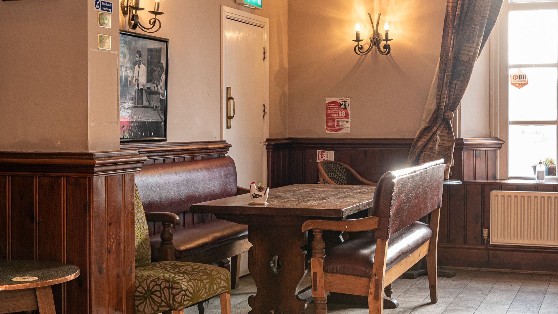 Crown & Sceptre Inn