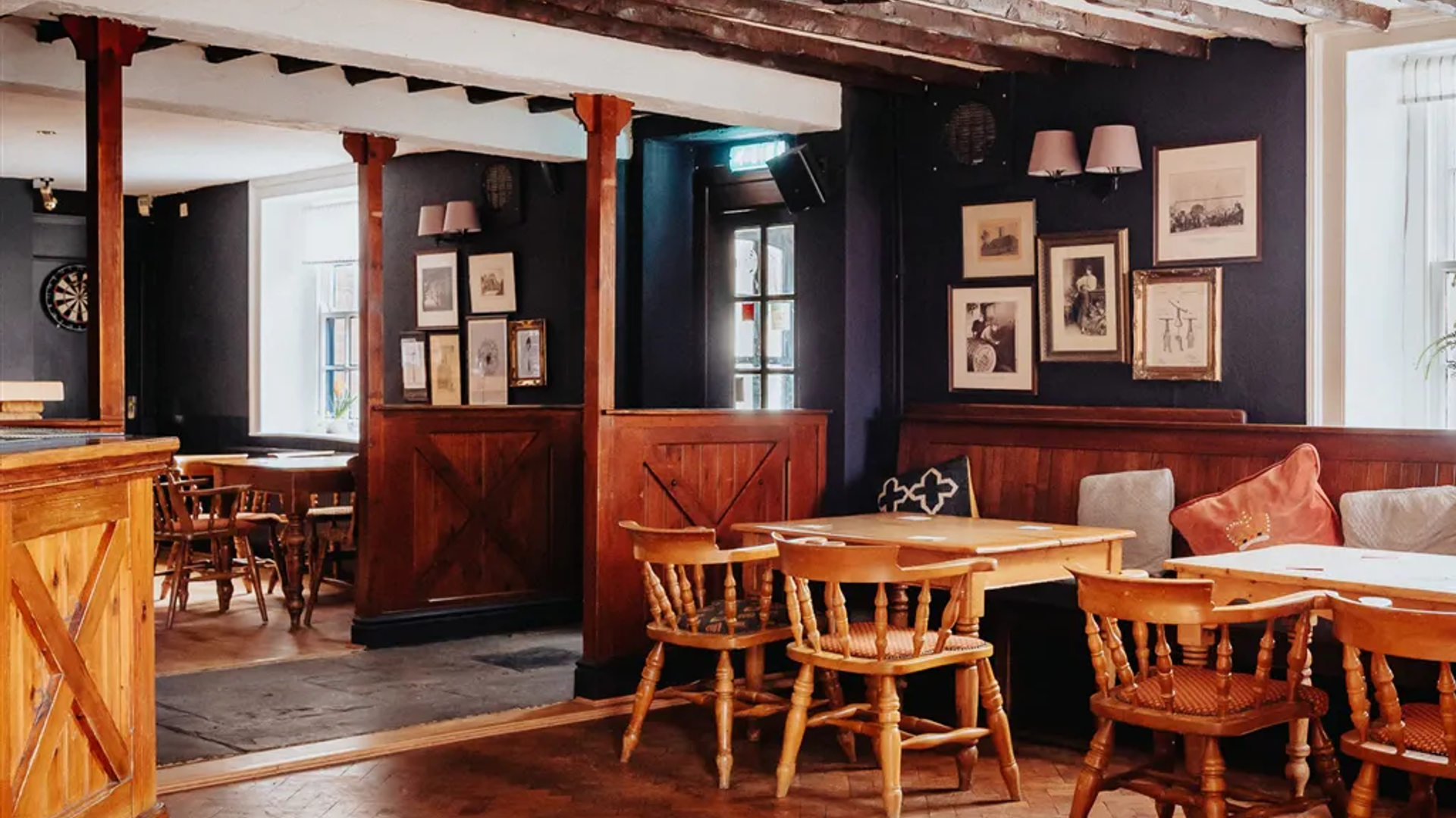 Three Crowns