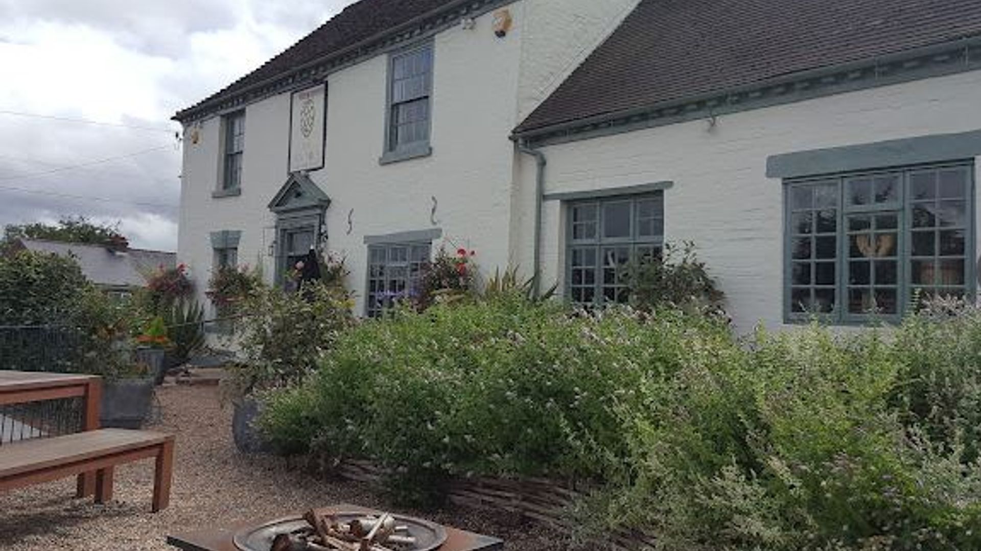 Hop Pole